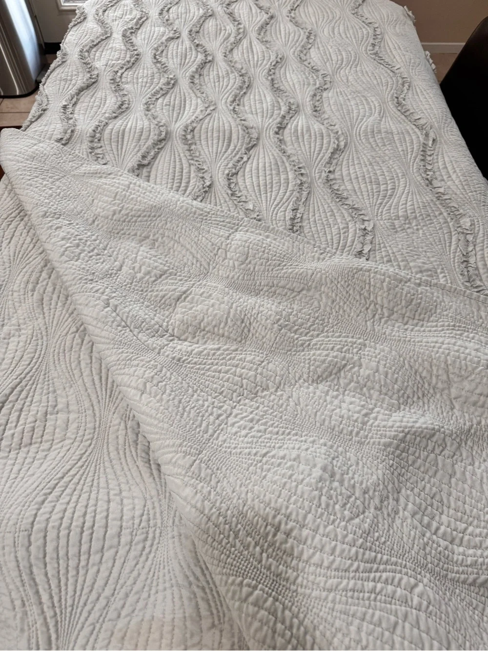 Daisy Fuentes Full Queen Comforter Light Gray Shabby Chic Ruffle Cottagecore